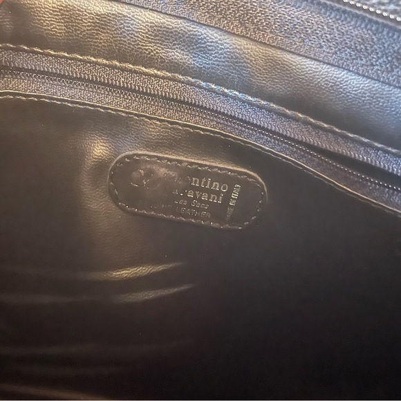 Valentino Garavani Black and Gold Textured Clutch - Picture 7 of 9